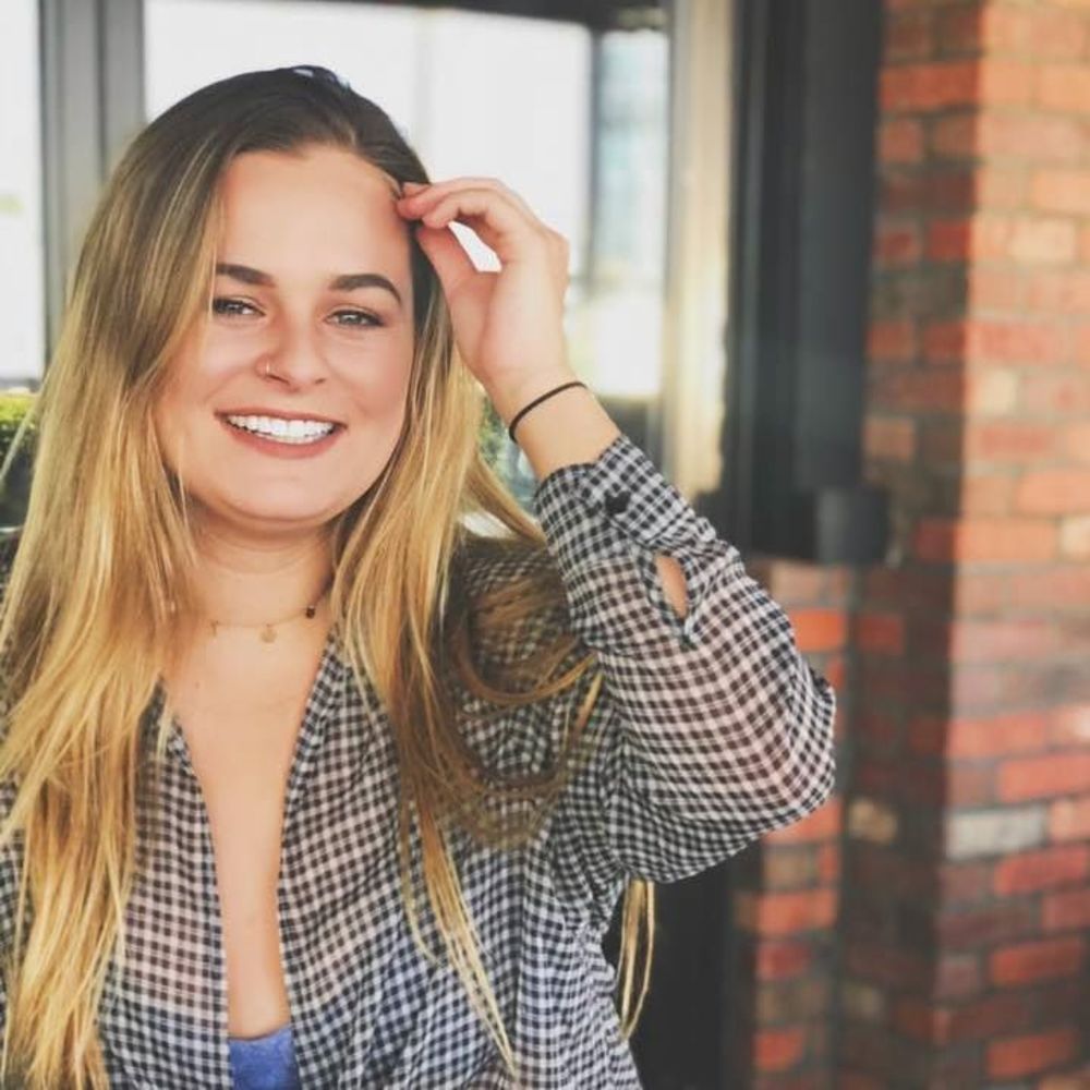 Meet your Posher, Sky